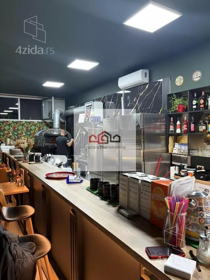 Lokal | 4zida