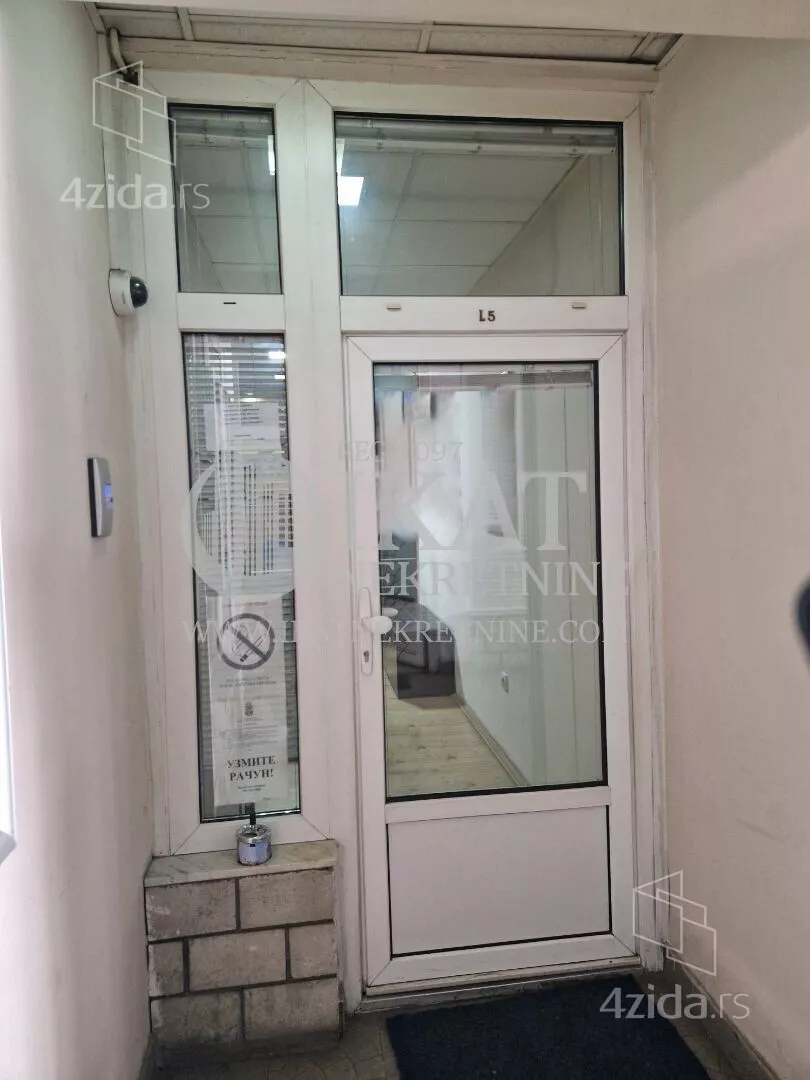 Poslovni prostor | 4zida