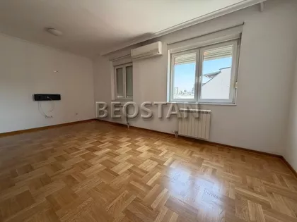 Maksima Gorkog | 4zida.rs