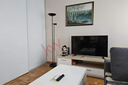 Karlovačka | 4zida.rs