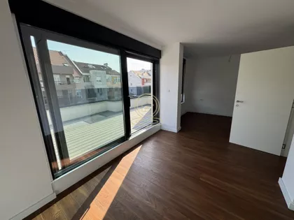 Vardarska | 4zida.rs