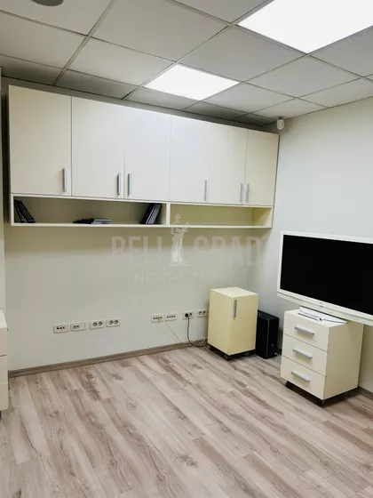 Cara Uroša | 4zida.rs