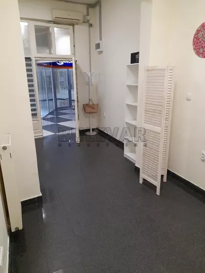 Obrenovićeva | 4zida.rs