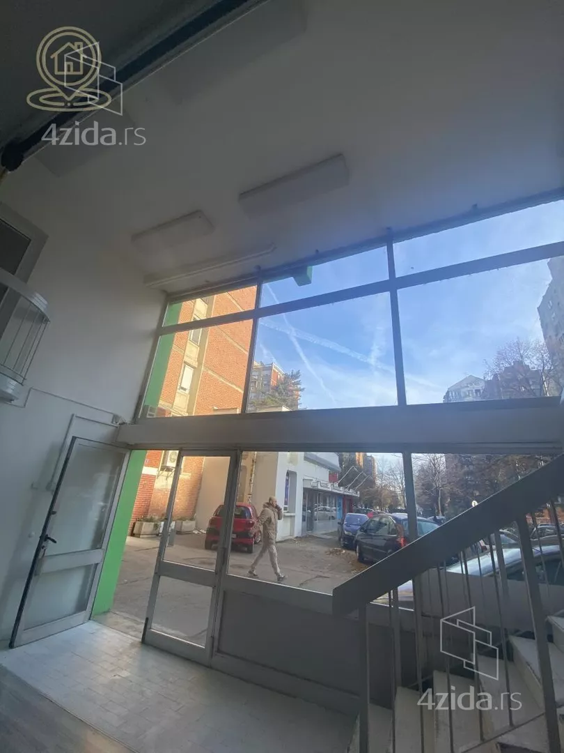 Poslovni prostor | 4zida