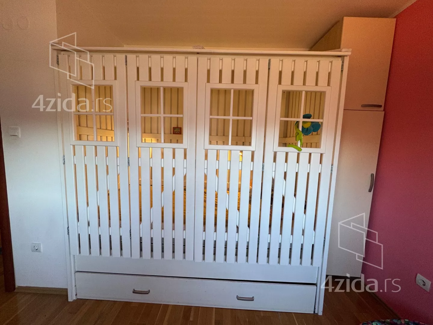 Petoiposoban stan | 4zida