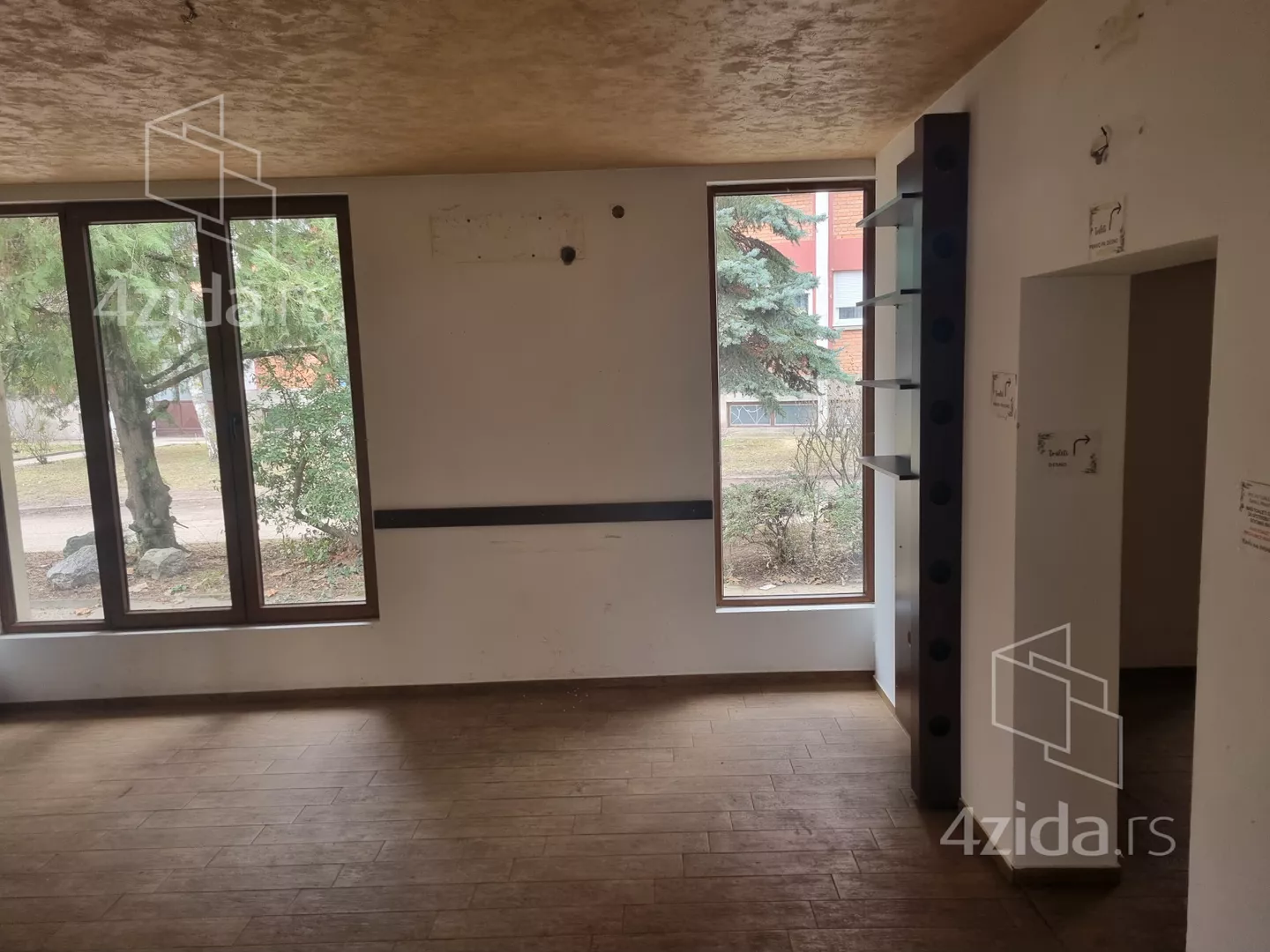 Poslovni prostor | 4zida