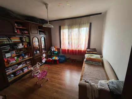 Vladike Nikolaja 153 | 4zida.rs