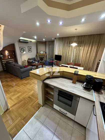 Dijane Budisavljević | 4zida.rs