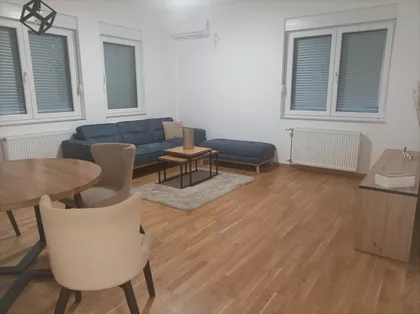 Sremska Kamenica | 4zida.rs
