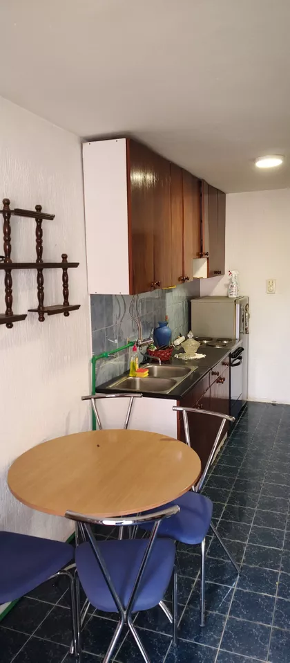 Benzonova | 4zida.rs