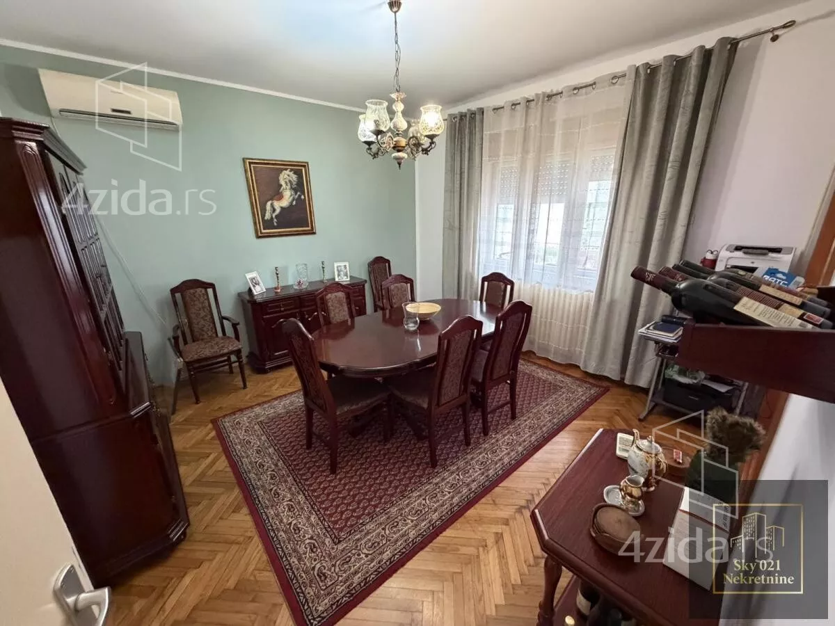 Kuća | 4zida