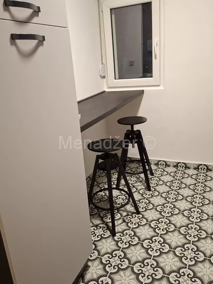 Ismeta Mujezinovića | 4zida.rs