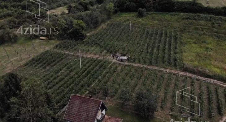 Plac | 4zida