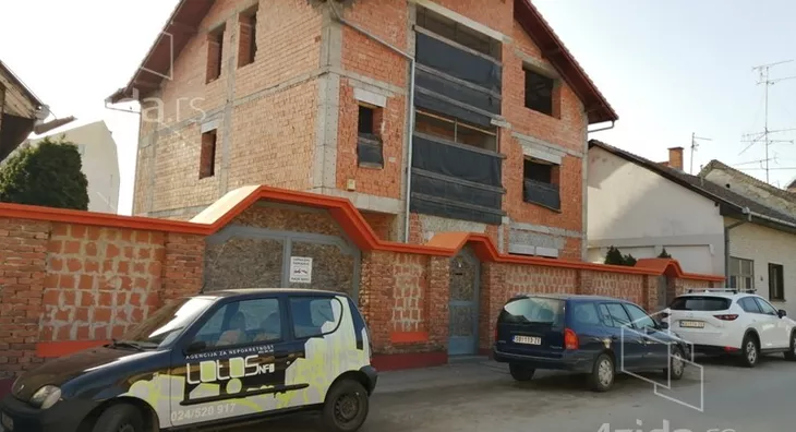 Kuća | 4zida