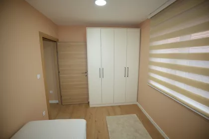 Tanaska Rajića 1 | 4zida.rs