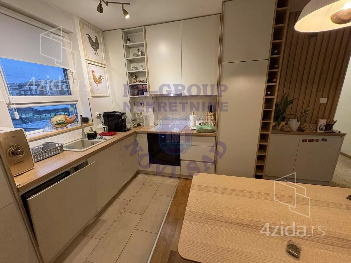 Četvorosoban stan | 4zida