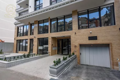 Ustanička | 4zida.rs