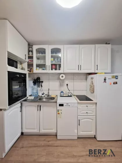 Sremska Kamenica | 4zida.rs