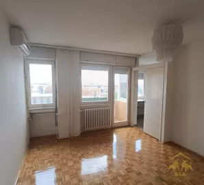 Rotkvarija, Gradske lokacije, Novi Sad, 2.0 stan | 4zida.rs