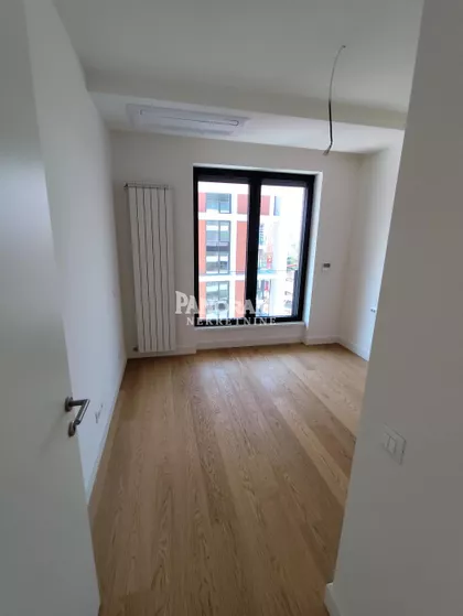 Omladinskih brigada | 4zida.rs