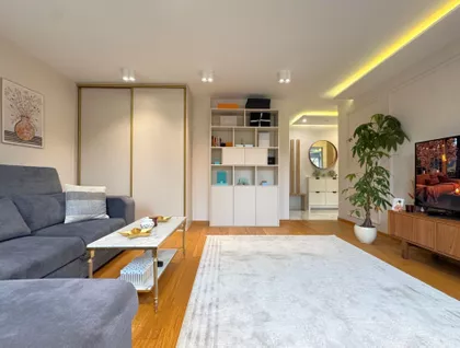 Usanička | 4zida.rs