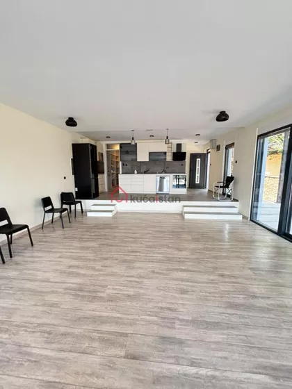 Pregrevica | 4zida.rs