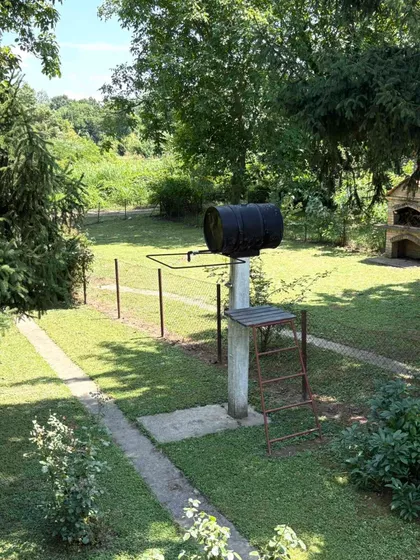 Crna Bara | 4zida.rs