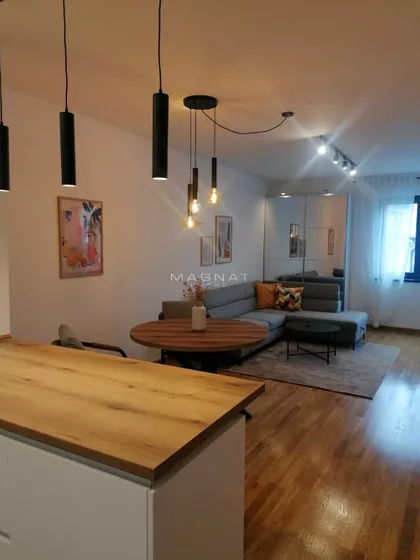 Albanske spomenice | 4zida.rs