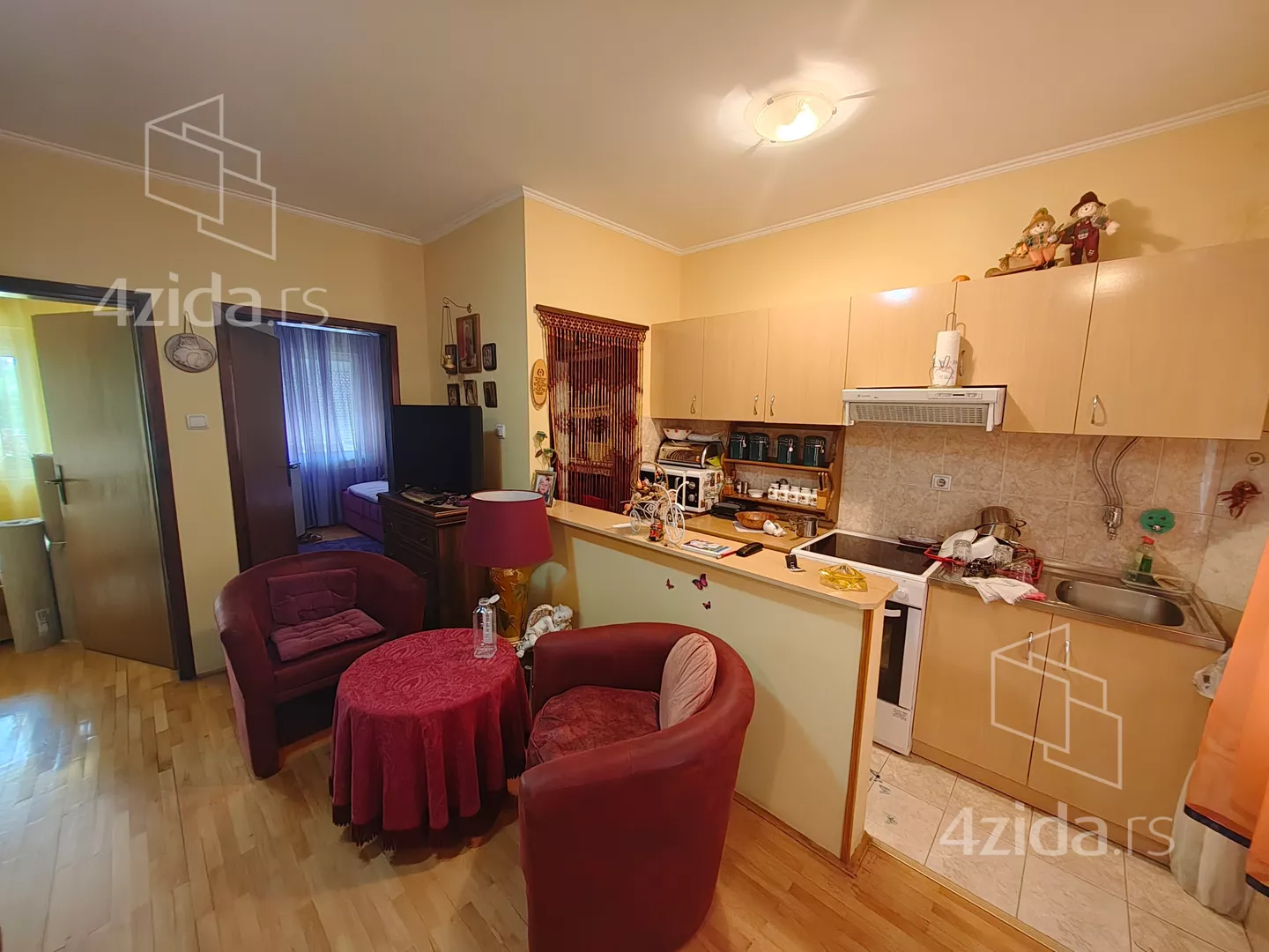 Dvoiposoban stan | 4zida