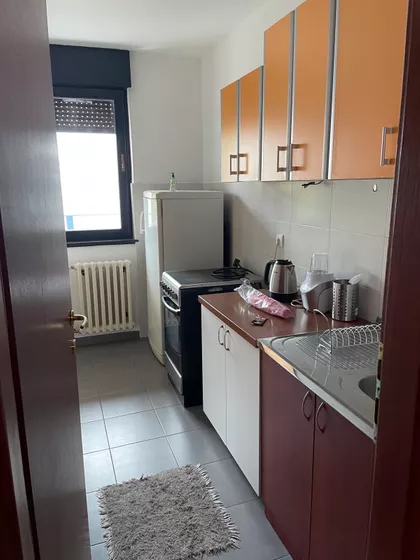 Komovska 7 | 4zida.rs