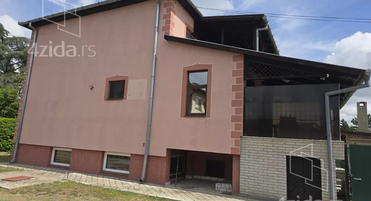 3-etažna kuća | 4zida