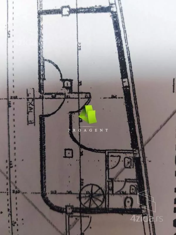 Poslovni prostor | 4zida