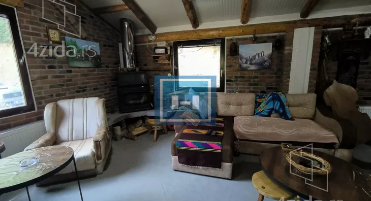 Ugostiteljski objekat | 4zida