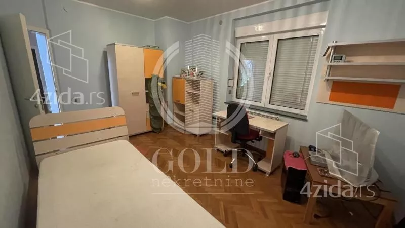 4-etažna kuća | 4zida