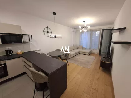 Tadije Sondermajera | 4zida.rs