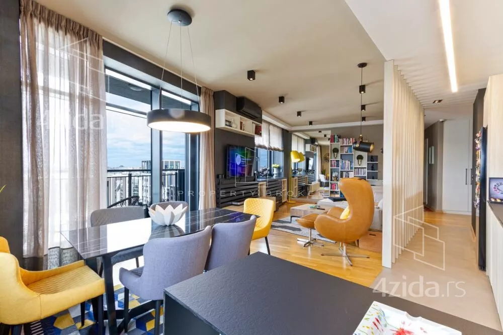 Četvorosoban stan | 4zida