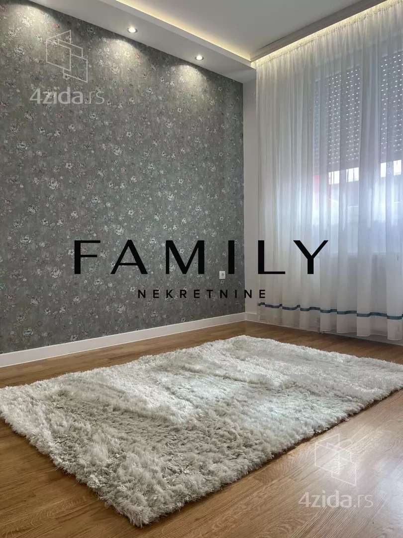 Četvoroiposoban stan | 4zida