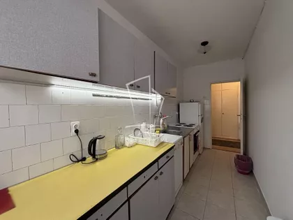 Velbuška | 4zida.rs