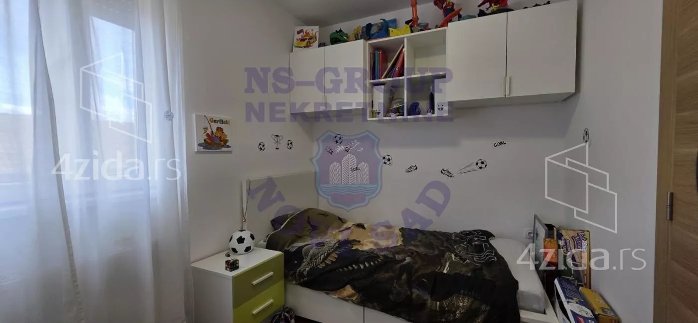 Četvorosoban stan | 4zida