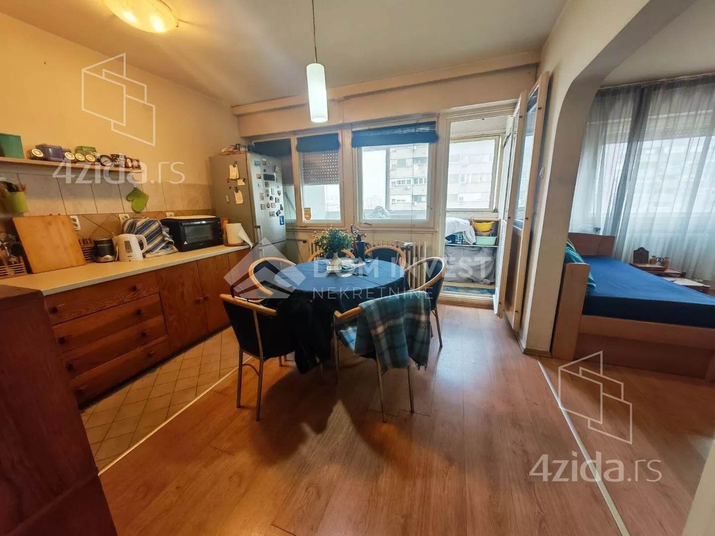 Dvoiposoban stan | 4zida