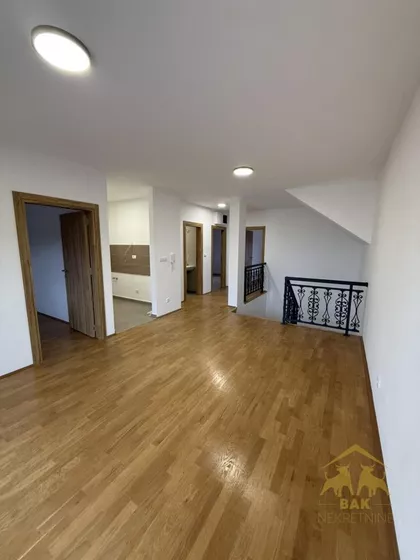 Petrovaradin | 4zida.rs