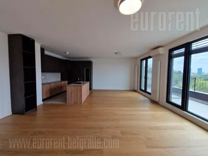 K-DISTRIKT | 4zida.rs