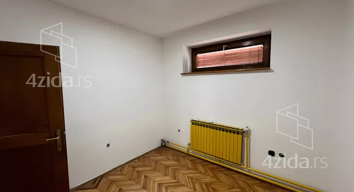 4-etažna kuća | 4zida