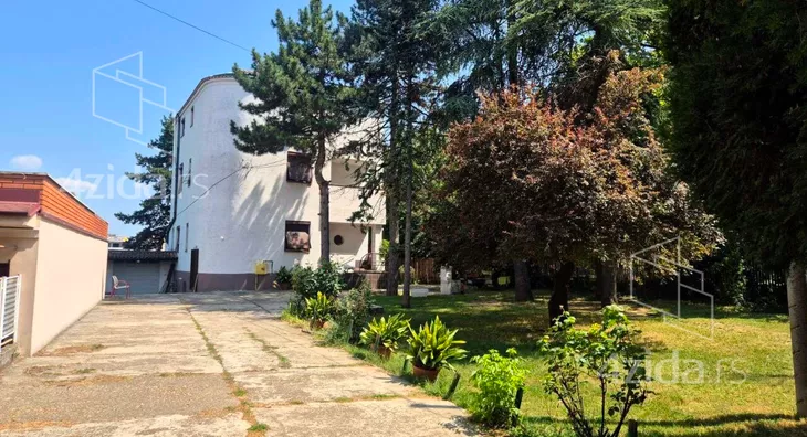 4-etažna kuća | 4zida