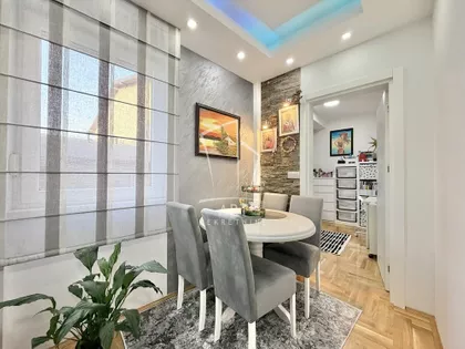 Miljana Miljanića | 4zida.rs