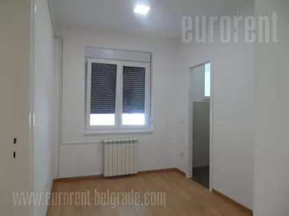 HRAM SVETOG SAVE | 4zida.rs