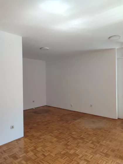 Gandijeva 122b | 4zida.rs