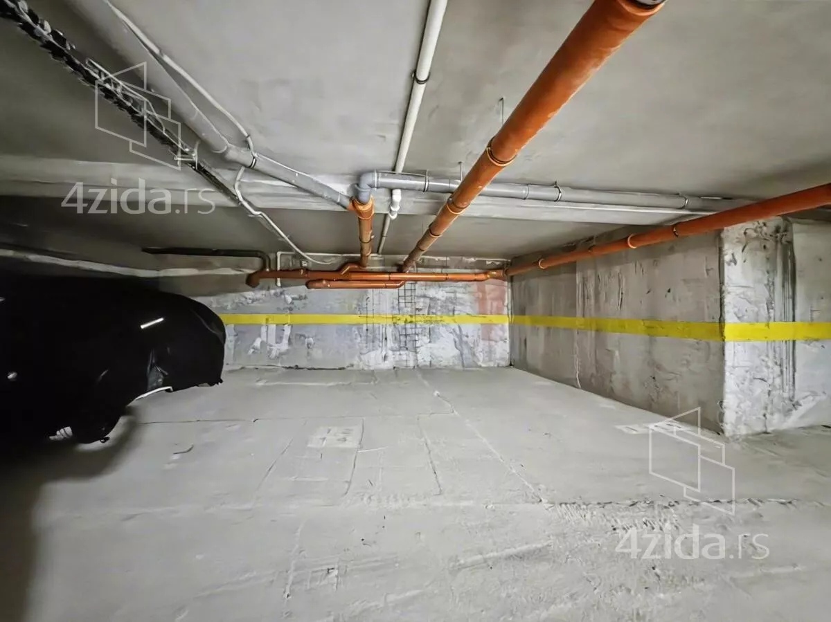 Garaža/Parking | 4zida