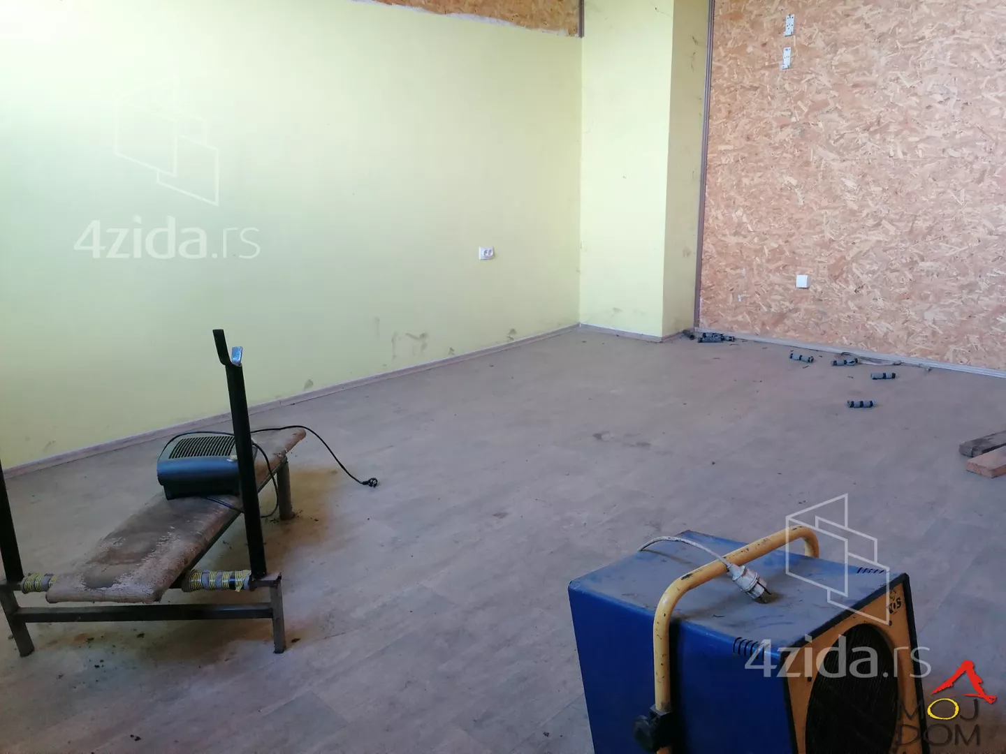 Poslovni prostor | 4zida