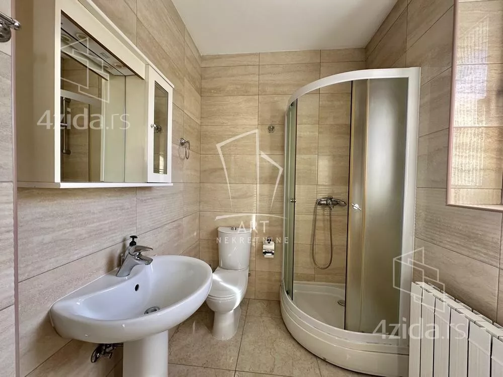 4-etažna kuća | 4zida